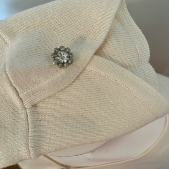 Ann Taylor sweater (2) - Picture 5 of 5